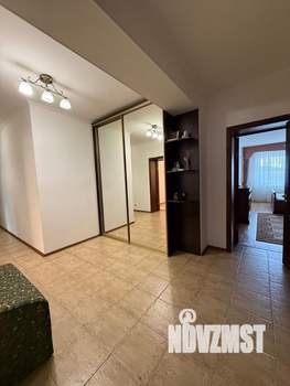 3-к квартира, вторичка, 92м2, 1/10 этаж