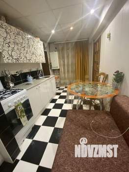 3-к квартира, вторичка, 100м2, 1/1 этаж