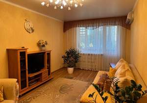 2-к квартира, вторичка, 55м2, 3/10 этаж