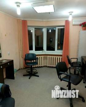 3-к квартира, вторичка, 70м2, 1/15 этаж