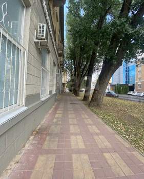 4-к квартира, вторичка, 98м2, 1/2 этаж