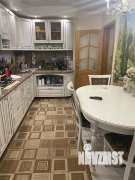 2-к квартира, вторичка, 73м2, 1/4 этаж