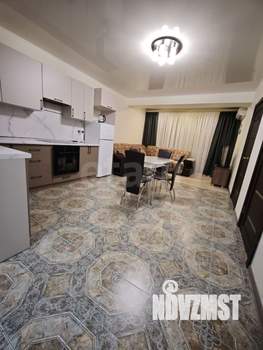 2-к квартира, вторичка, 70м2, 7/10 этаж