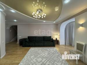 3-к квартира, вторичка, 100м2, 8/10 этаж