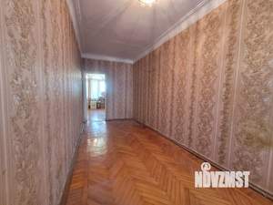 2-к квартира, вторичка, 39м2, 1/5 этаж
