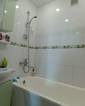 3-к квартира, вторичка, 70м2, 10/14 этаж