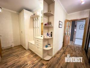 2-к квартира, вторичка, 67м2, 1/4 этаж