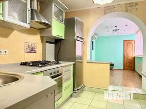 4-к квартира, вторичка, 95м2, 8/10 этаж
