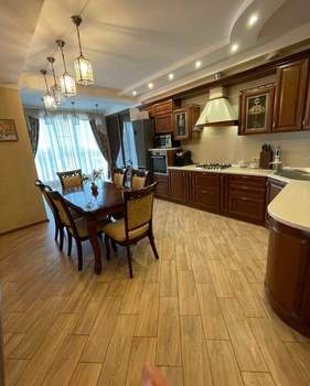 4-к квартира, вторичка, 129м2, 7/12 этаж