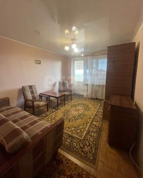 3-к квартира, вторичка, 72м2, 1/1 этаж