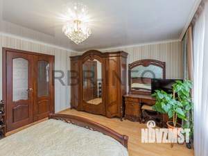 3-к квартира, вторичка, 82м2, 10/10 этаж