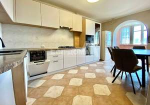 3-к квартира, вторичка, 107м2, 7/10 этаж
