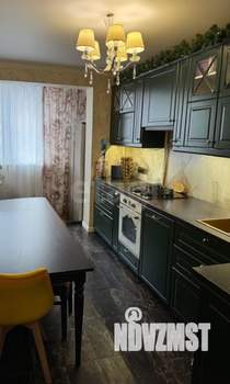 3-к квартира, вторичка, 82м2, 4/10 этаж