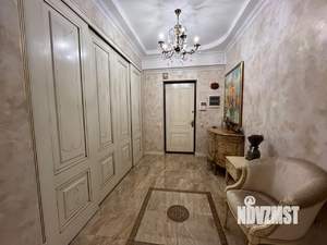 4-к квартира, вторичка, 125м2, 3/7 этаж