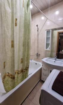 2-к квартира, вторичка, 64м2, 4/10 этаж