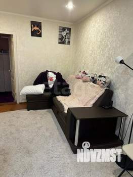 3-к квартира, вторичка, 60м2, 1/1 этаж