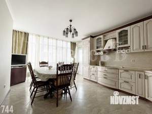 3-к квартира, вторичка, 100м2, 7/17 этаж