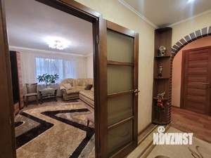3-к квартира, вторичка, 68м2, 1/10 этаж