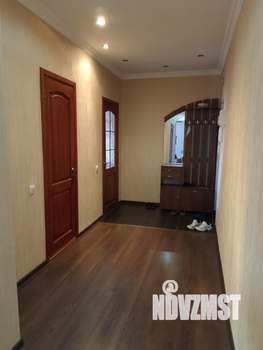 2-к квартира, вторичка, 63м2, 3/3 этаж