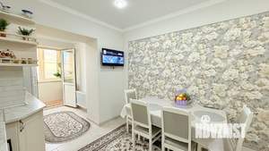 2-к квартира, вторичка, 65м2, 10/18 этаж