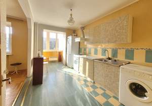 3-к квартира, вторичка, 85м2, 5/9 этаж