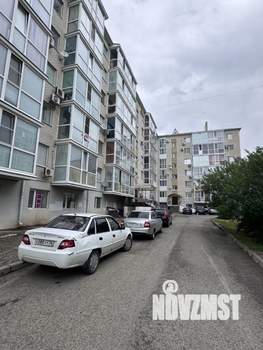 2-к квартира, вторичка, 50м2, 1/7 этаж