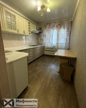 4-к квартира, вторичка, 104м2, 1/10 этаж