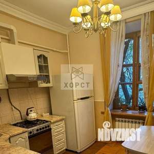 2-к квартира, вторичка, 62м2, 2/4 этаж