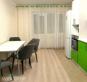 3-к квартира, вторичка, 100м2, 8/10 этаж