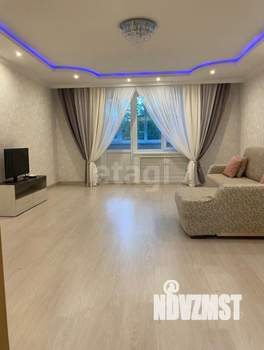 4-к квартира, вторичка, 100м2, 2/10 этаж