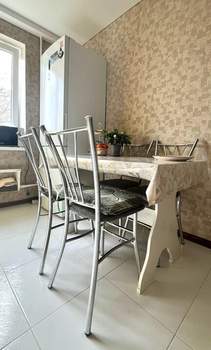 2-к квартира, вторичка, 55м2, 3/10 этаж