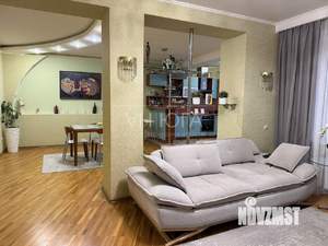 3-к квартира, вторичка, 121м2, 7/9 этаж