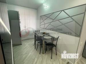 2-к квартира, вторичка, 69м2, 1/4 этаж