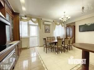 4-к квартира, вторичка, 181м2, 10/14 этаж