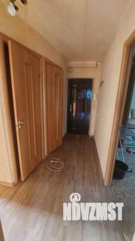 4-к квартира, вторичка, 61м2, 3/5 этаж
