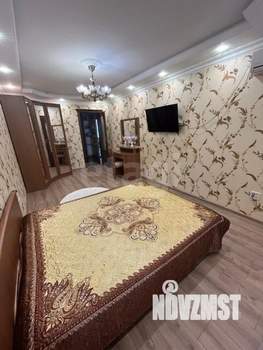 3-к квартира, вторичка, 120м2, 1/10 этаж
