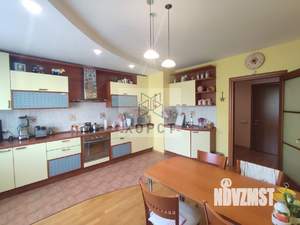 4-к квартира, вторичка, 183м2, 4/9 этаж