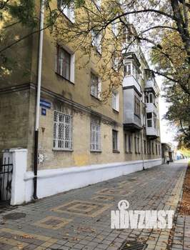 2-к квартира, вторичка, 58м2, 1/4 этаж