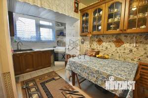 3-к квартира, вторичка, 66м2, 1/2 этаж