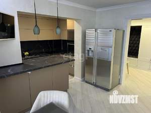 3-к квартира, вторичка, 130м2, 1/9 этаж