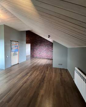 2-к квартира, вторичка, 64м2, 3/3 этаж