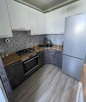 2-к квартира, вторичка, 50м2, 7/18 этаж