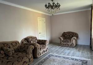 4-к квартира, вторичка, 80м2, 3/9 этаж