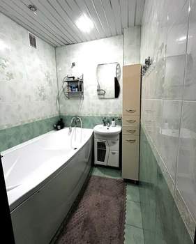 2-к квартира, вторичка, 65м2, 3/6 этаж