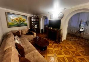 3-к квартира, вторичка, 110м2, 6/10 этаж