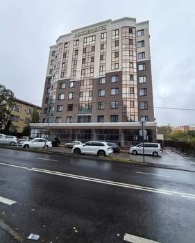 4-к квартира, вторичка, 205м2, 9/10 этаж
