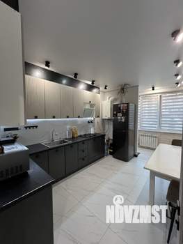 2-к квартира, вторичка, 60м2, 1/9 этаж