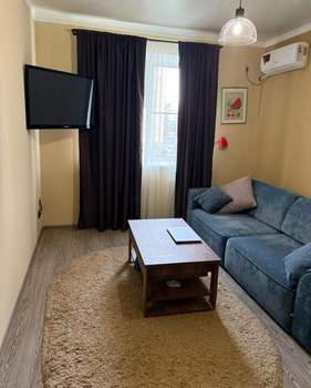 2-к квартира, вторичка, 70м2, 2/5 этаж