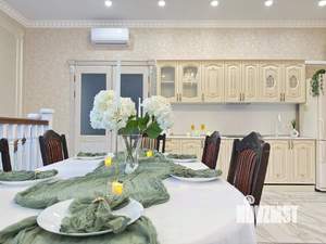 3-к квартира, вторичка, 137м2, 1/2 этаж