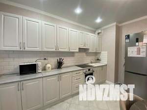 2-к квартира, вторичка, 63м2, 8/9 этаж